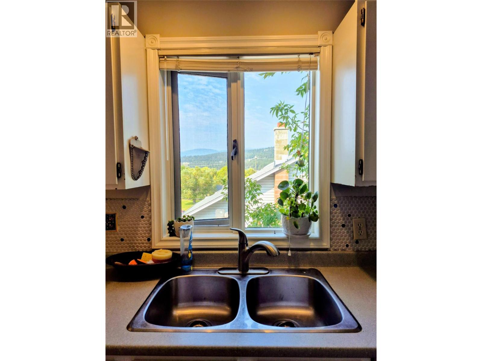 20 11th Street S, Cranbrook, British Columbia  V1C 5P7 - Photo 8 - 10361750