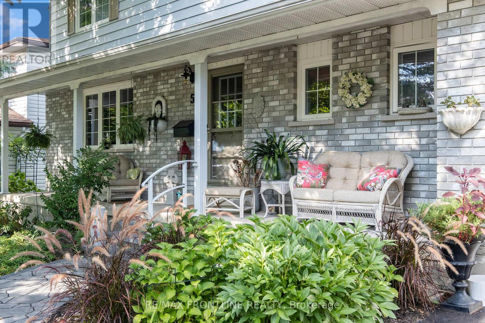 5 Ridgeview Place, Perth, Ontario  K7H 3L1 - Photo 3 - X12385082