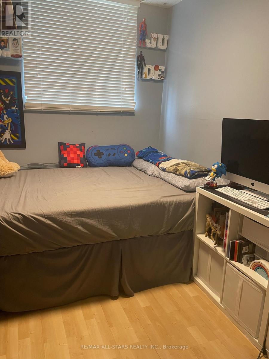 109 - 200 Lotherton Pathway, Toronto (Yorkdale-Glen Park), Ontario  M6B 2G8 - Photo 15 - W12360096