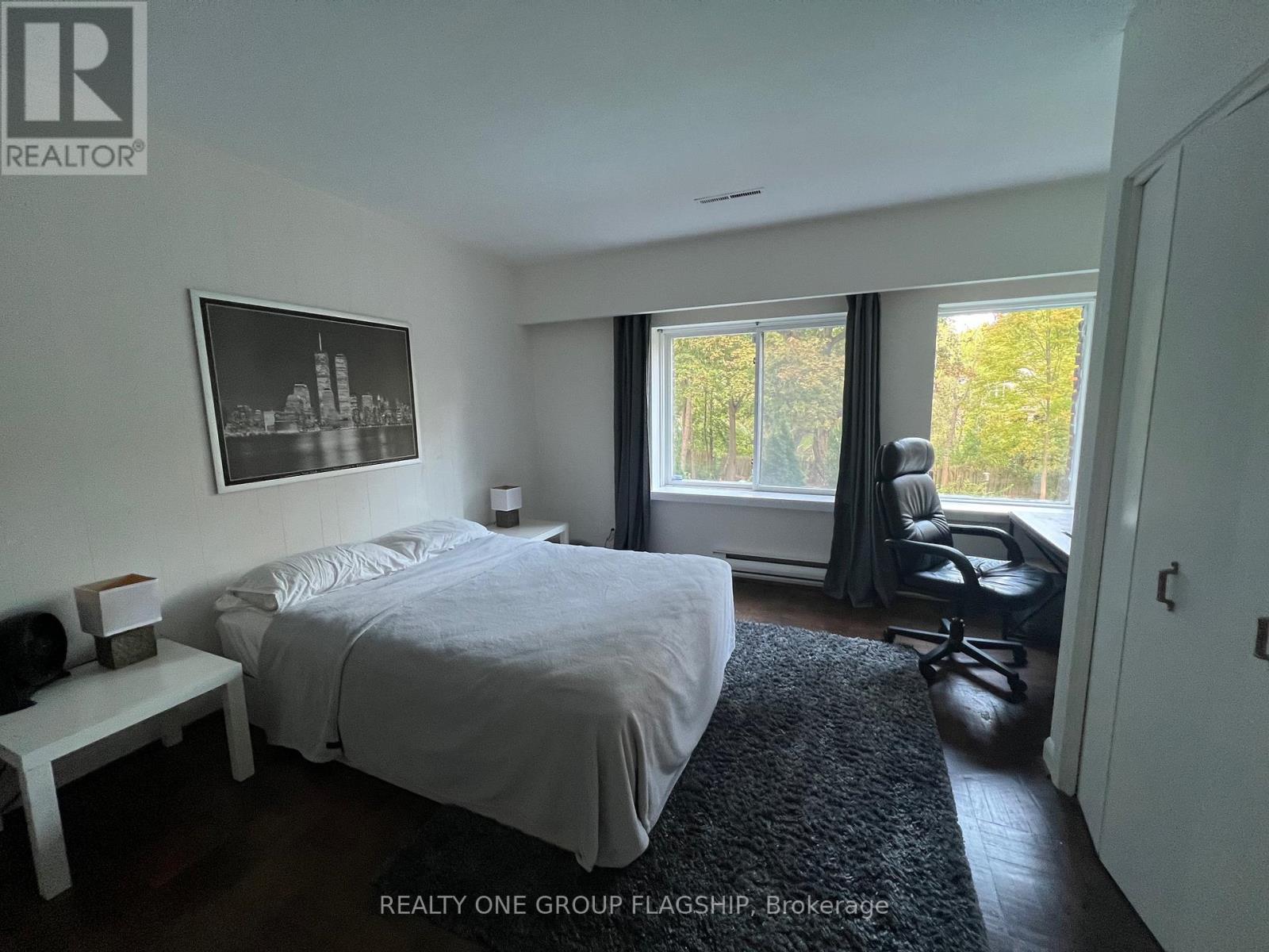 1379 Clarkson Road N, Mississauga, Ontario  L5J 2W6 - Photo 21 - W12382952