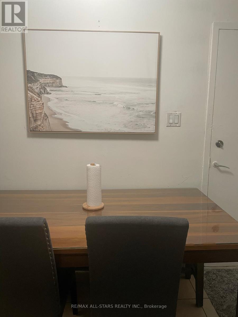 109 - 200 Lotherton Pathway, Toronto (Yorkdale-Glen Park), Ontario  M6B 2G8 - Photo 21 - W12360096