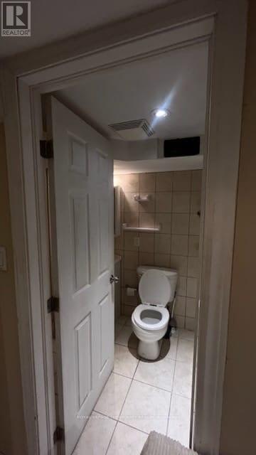 243 Montrose Avenue, Toronto, Ontario  M6G 3G6 - Photo 17 - C12317775