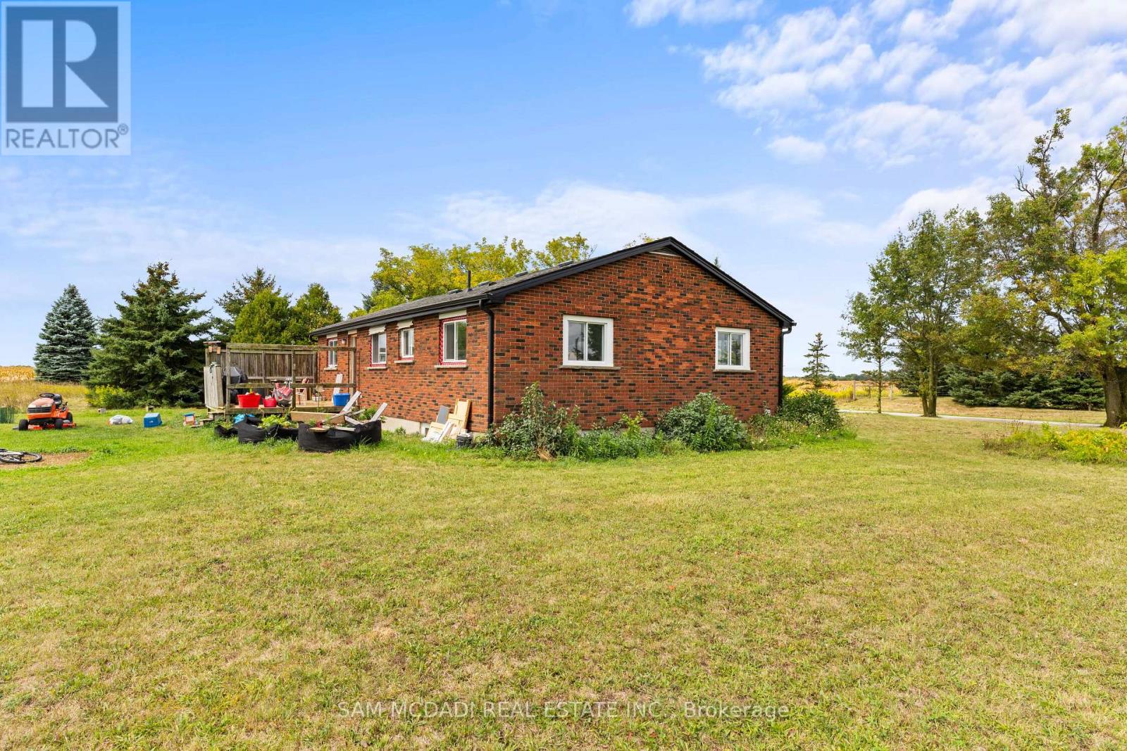 5 Eighth Concession Road, Brant (Burford), Ontario  N0E 1A0 - Photo 21 - X12384960