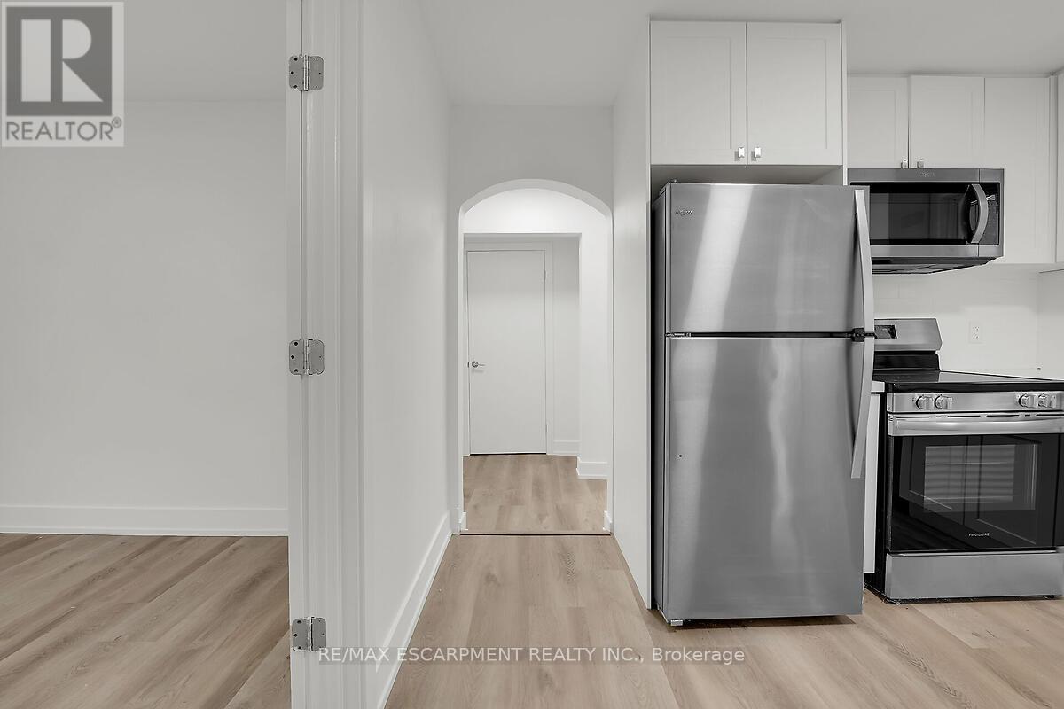 34 Rykert Street, St. Catharines (Western Hill), Ontario  L2S 1Z1 - Photo 13 - X12384977
