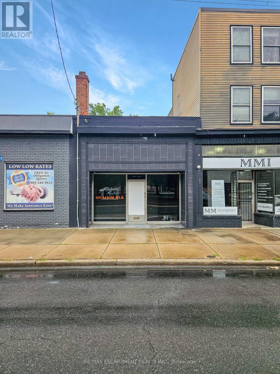 1111 Main Street E, Hamilton (Crown Point), Ontario  L8M 1N7 - Photo 1 - X12384990