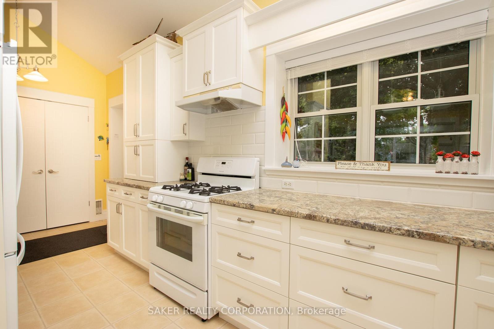 71247 Elizabeth Street, Bluewater (Hay), Ontario  N0M 1N0 - Photo 13 - X12382350