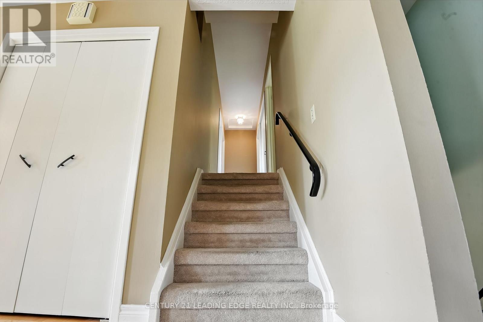 154 Switzer Drive, Oshawa (Centennial), Ontario  L1G 3J7 - Photo 20 - E12384245