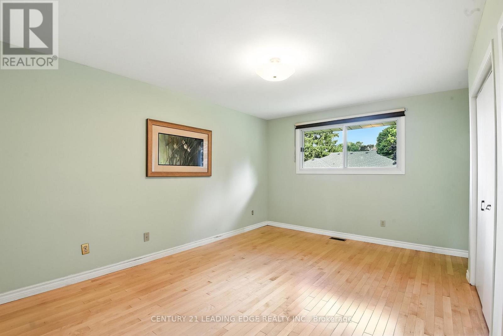 154 Switzer Drive, Oshawa (Centennial), Ontario  L1G 3J7 - Photo 22 - E12384245