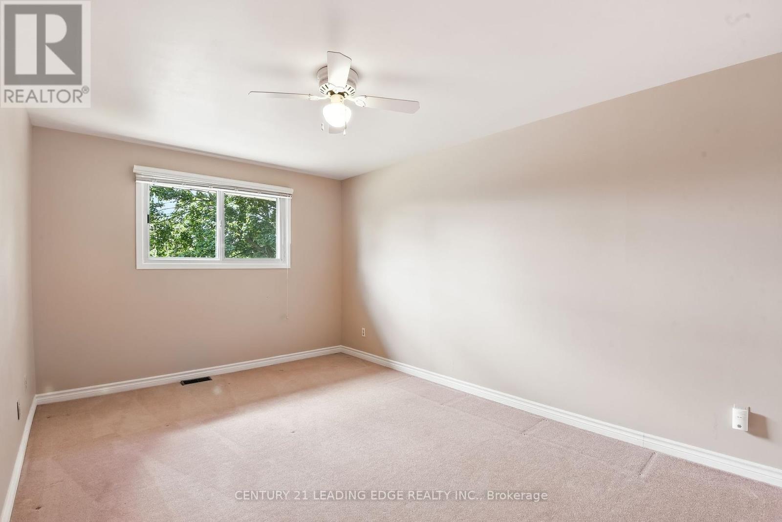 154 Switzer Drive, Oshawa (Centennial), Ontario  L1G 3J7 - Photo 25 - E12384245