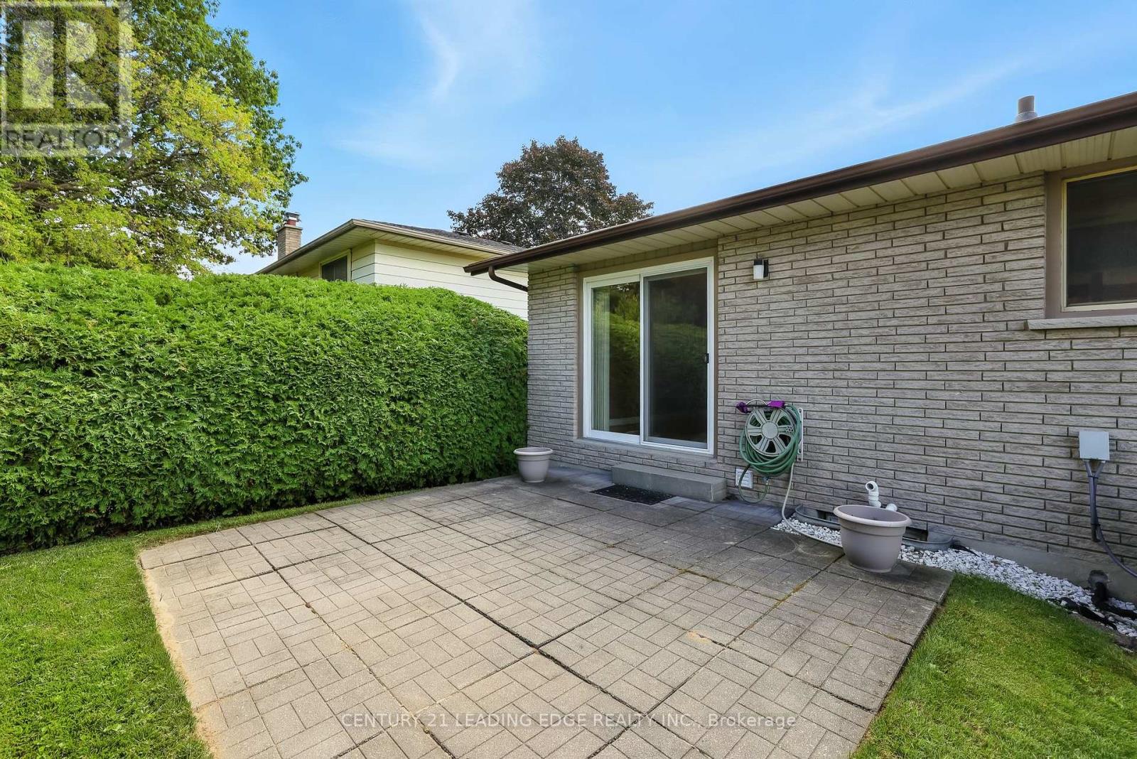 154 Switzer Drive, Oshawa (Centennial), Ontario  L1G 3J7 - Photo 42 - E12384245