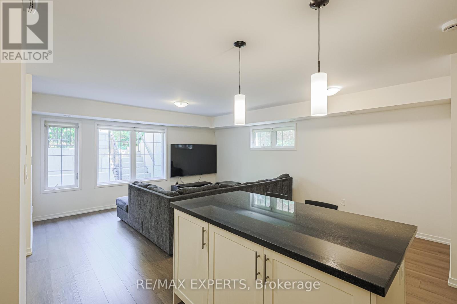 B11 - 26 Bruce Street W, Vaughan, Ontario  L4L 0H4 - Photo 24 - N12384668