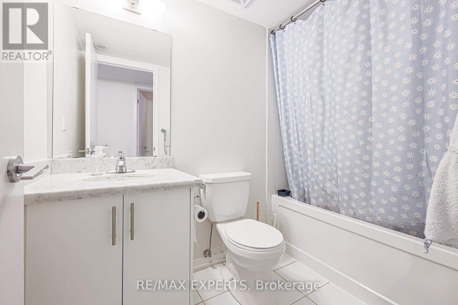 B11 - 26 Bruce Street W, Vaughan, Ontario  L4L 0H4 - Photo 15 - N12384668