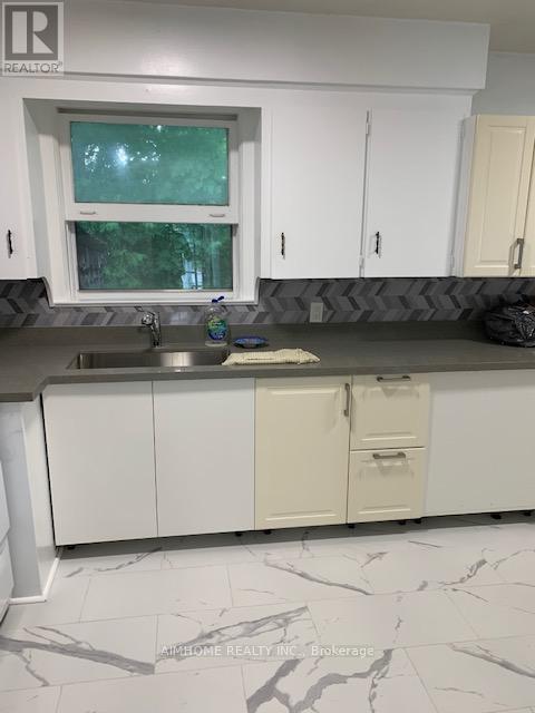 Main Fl - 224 Finch Avenue E, Toronto, Ontario  M2N 4R9 - Photo 2 - C12385039