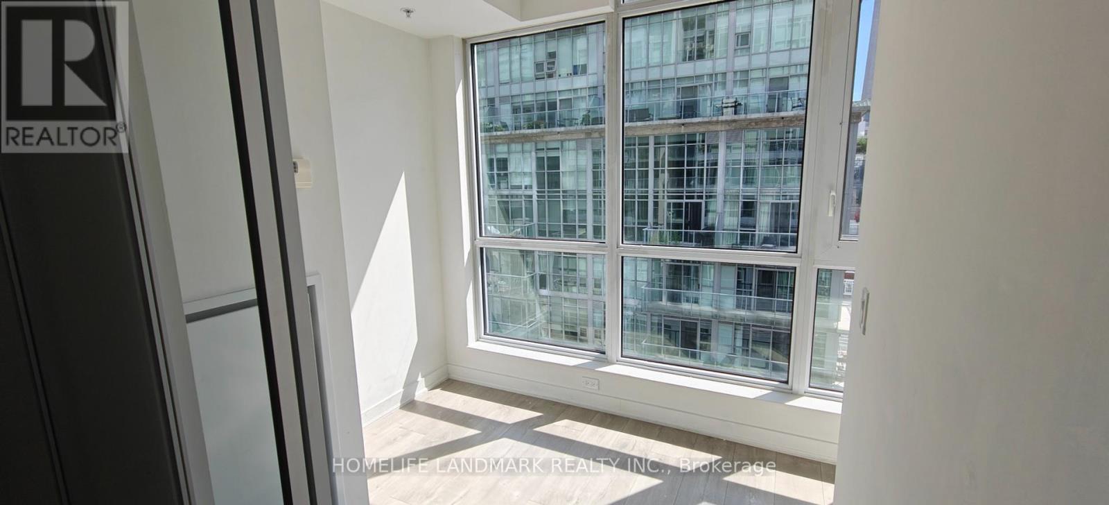 1106 - 30 Nelson Street, Toronto (Waterfront Communities), Ontario  M5V 0H5 - Photo 15 - C12385146
