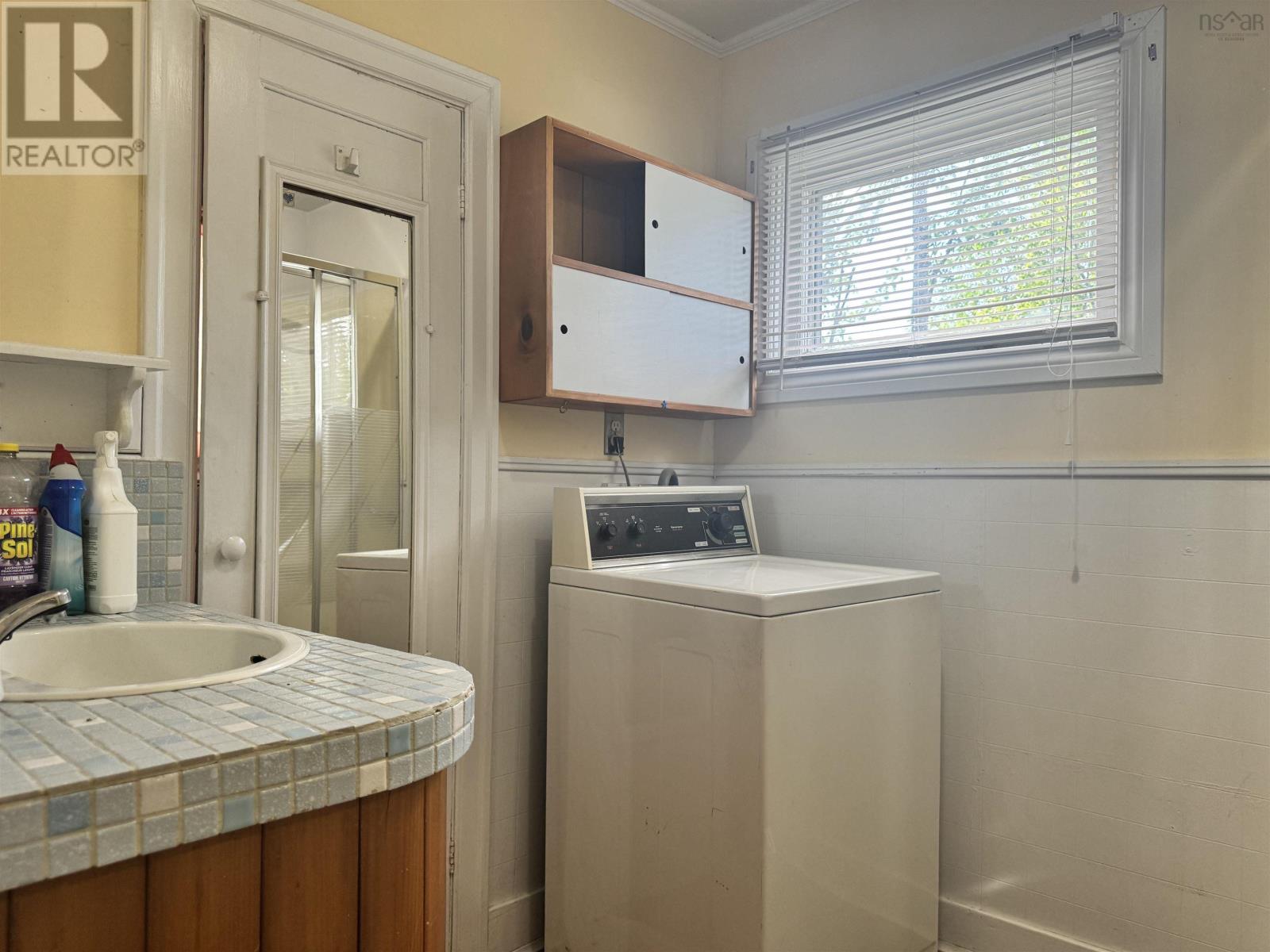 6 Strickland Avenue, Trenton, Nova Scotia  B0K 1X0 - Photo 9 - 202522572