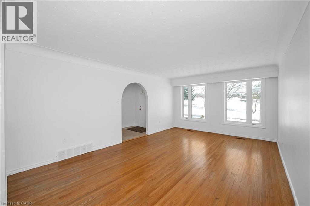 105 Lavina Crescent, Hamilton, Ontario  L9C 5S8 - Photo 9 - 40698972