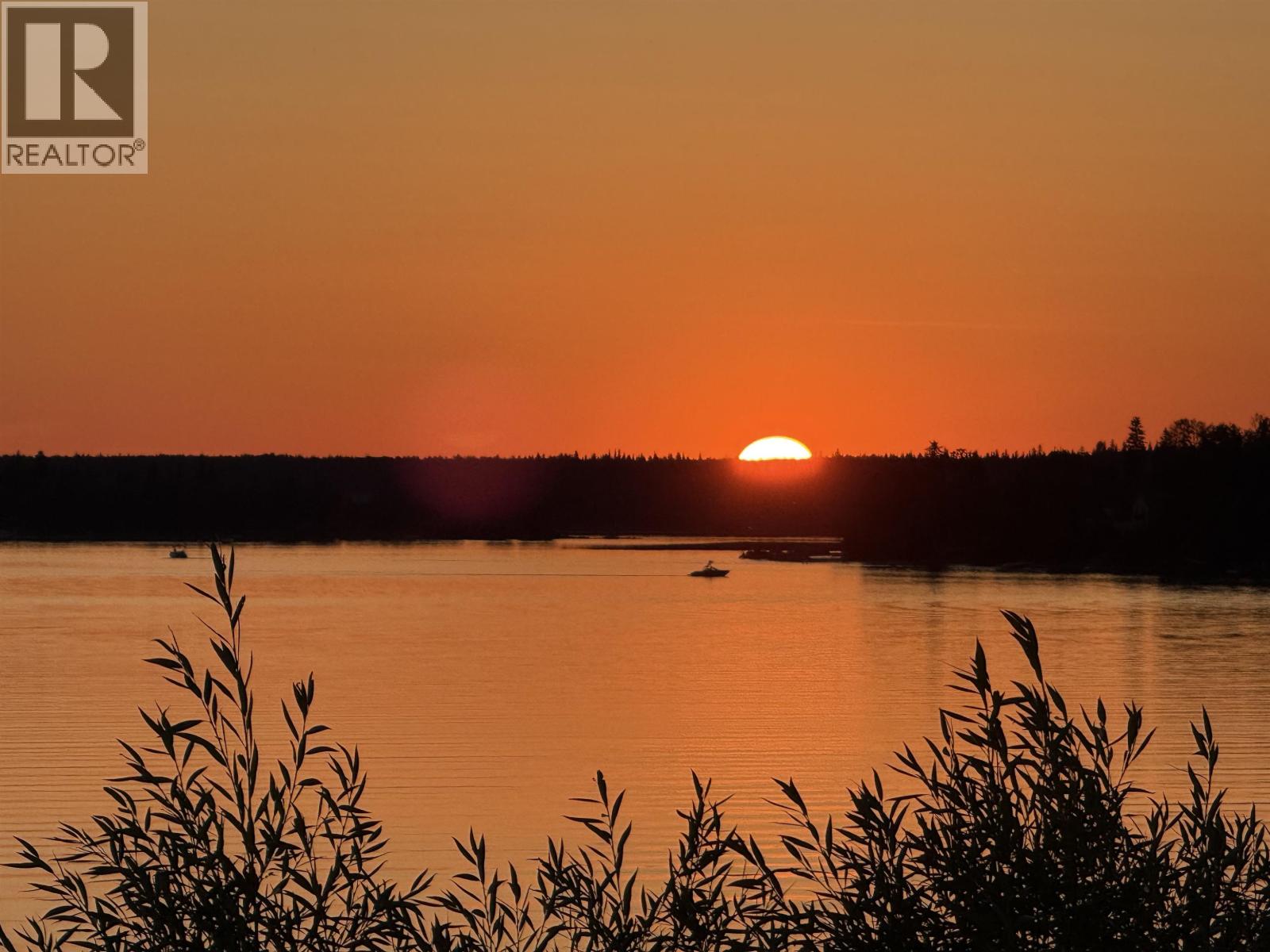 24 54115 GUEST ROAD, Cluculz Lake, British Columbia