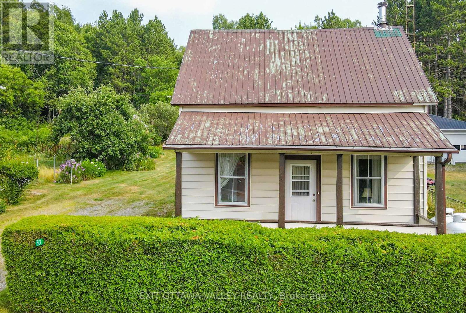 53 Burchat Street, Madawaska Valley, Ontario  K0J 2N0 - Photo 2 - X12335063
