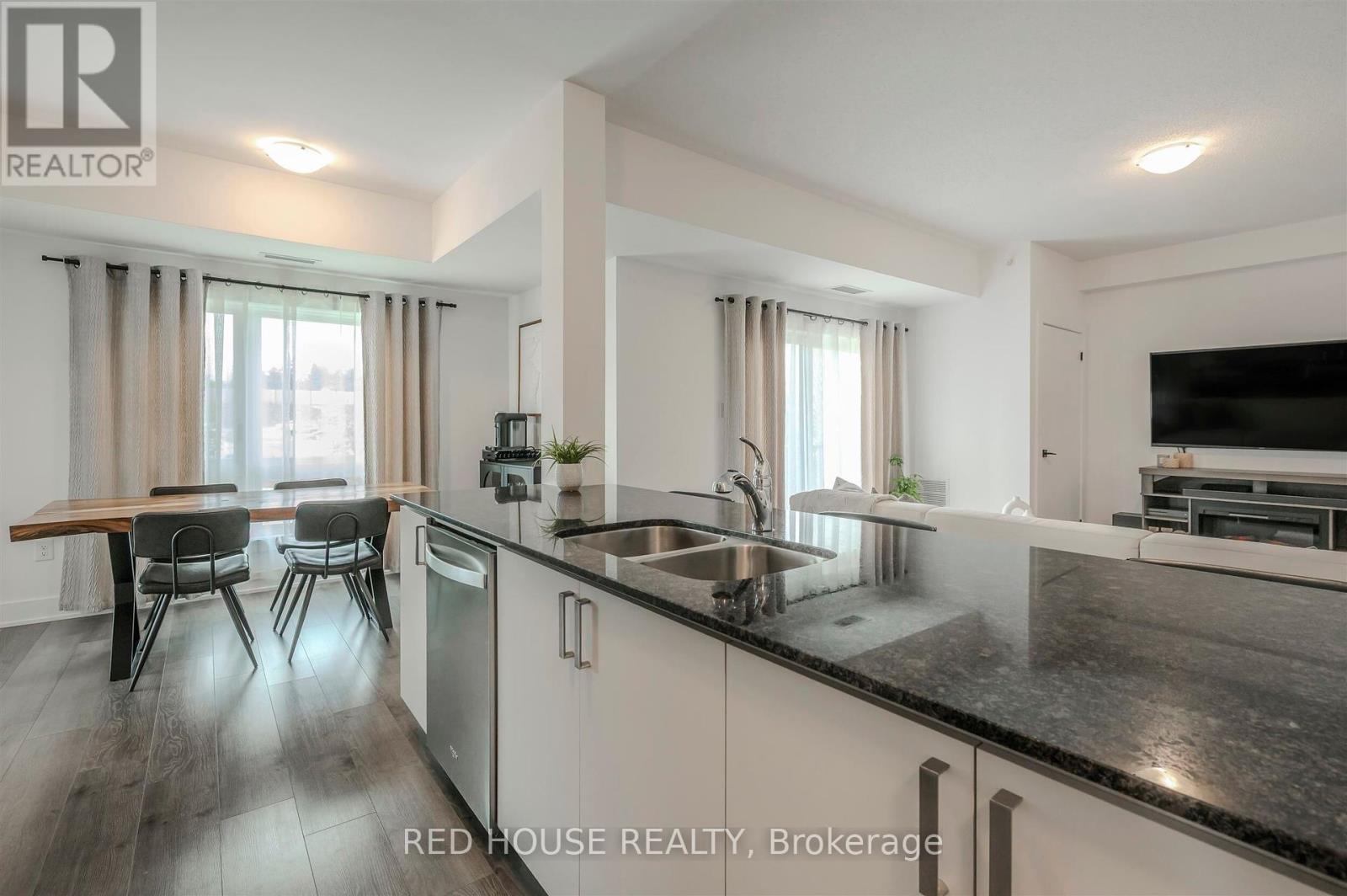 102 - 8 Culinary Lane, Barrie (Innis-Shore), Ontario  L9J 0T2 - Photo 9 - S12384954