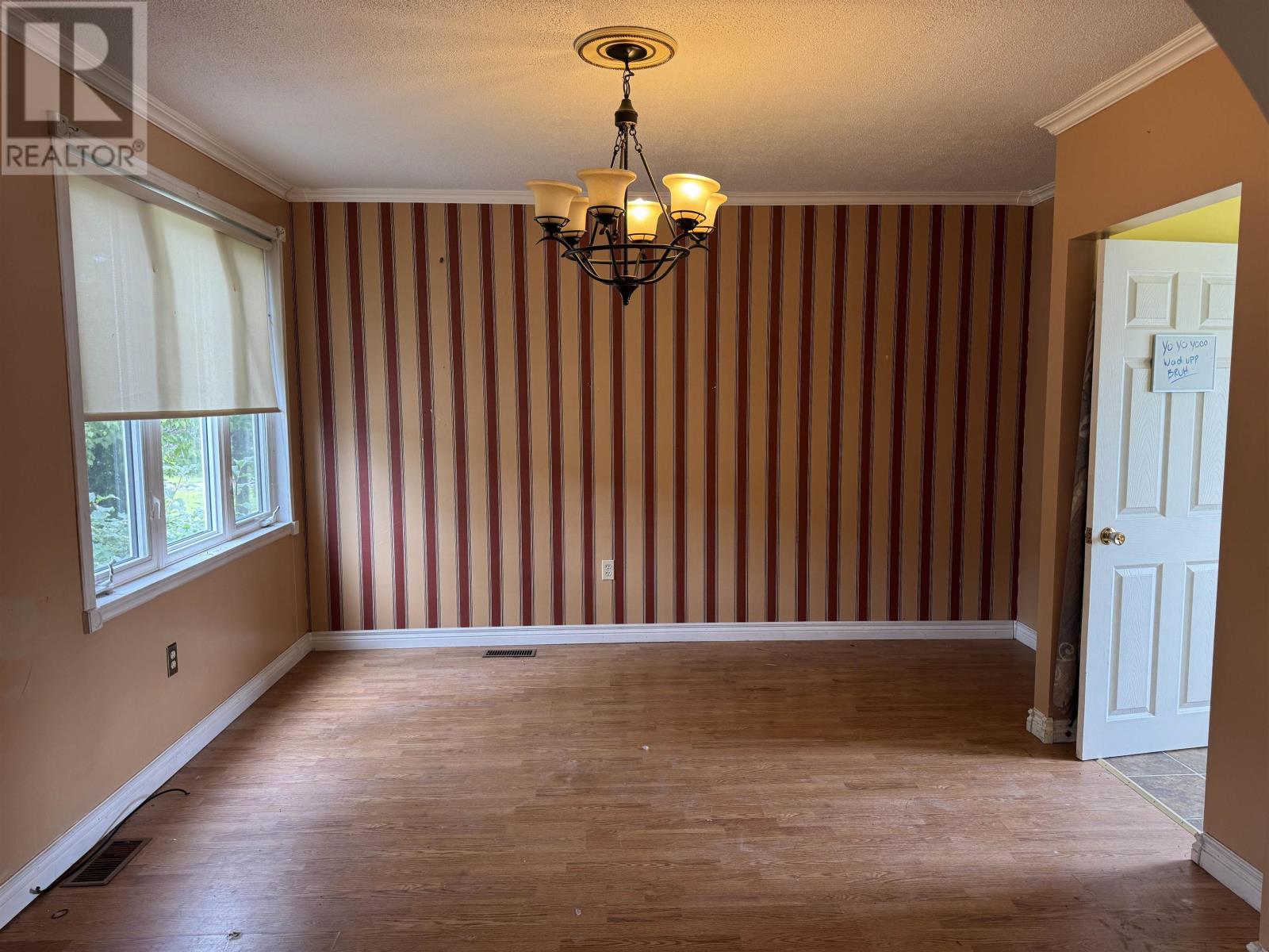 3 Ross Ave, Marathon, Ontario  P0T 2E0 - Photo 3 - TB252811