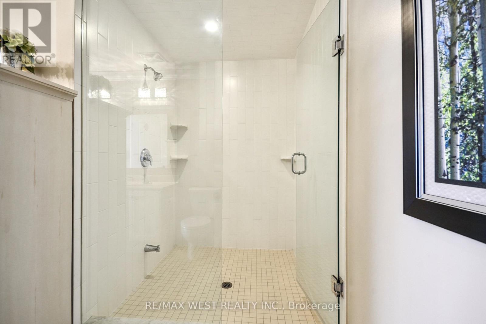 321 - 281 Woodbridge Avenue, Vaughan (West Woodbridge), Ontario  L4L 0C6 - Photo 10 - N12385180