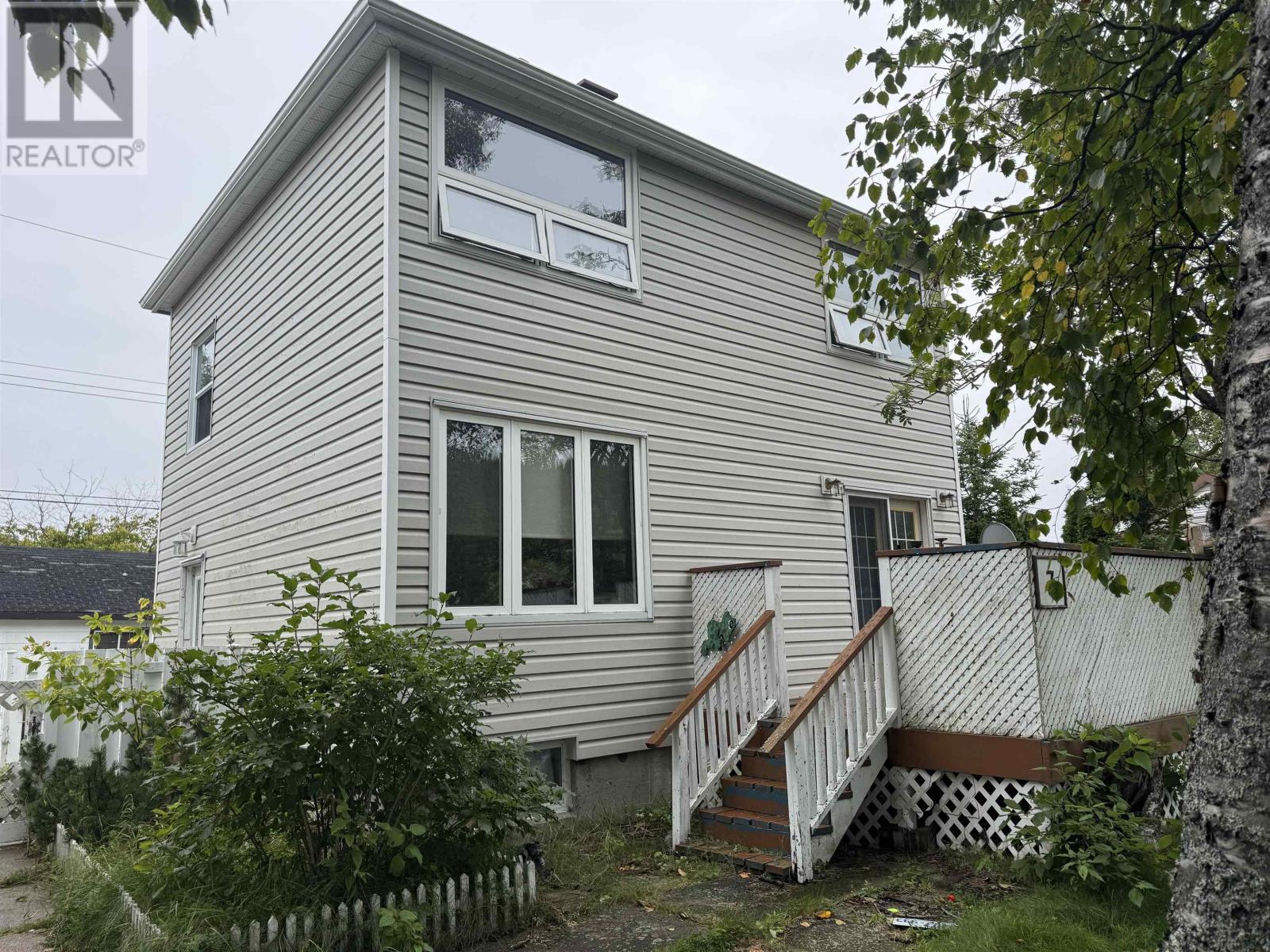 3 Ross Ave, marathon, Ontario