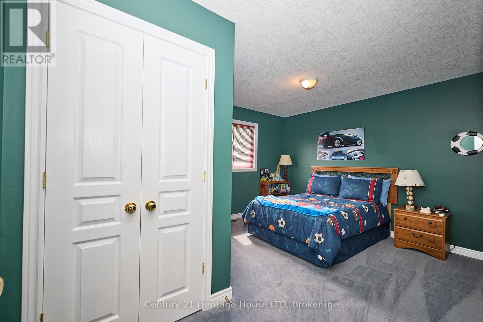 222 Dorchester Drive, Grimsby (Grimsby East), Ontario  L3M 5K8 - Photo 16 - X12335197