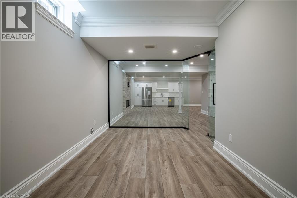 31 Bayside Court, Burlington, Ontario  L7T 1M8 - Photo 38 - 40759700