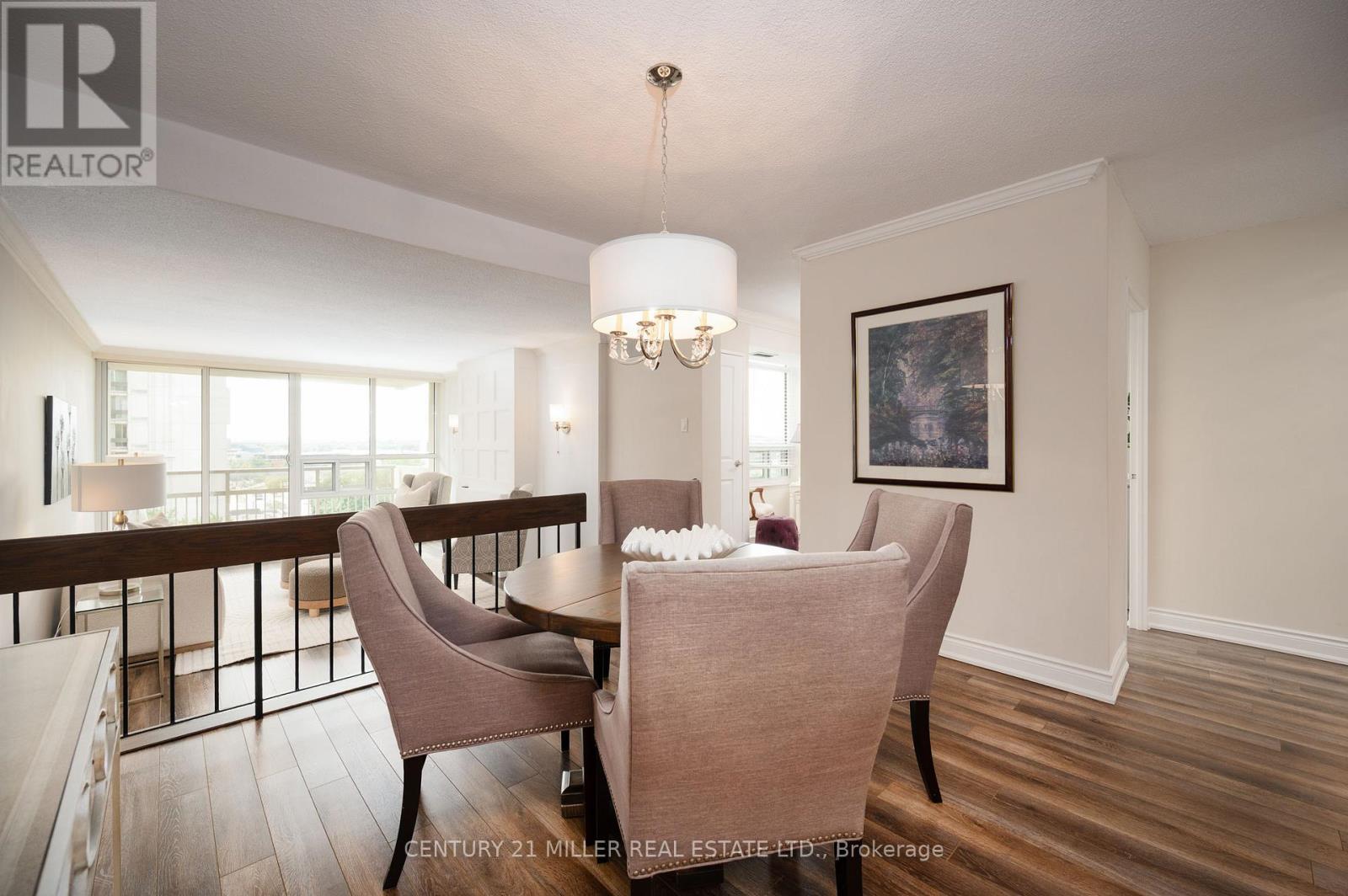 804 - 1359 White Oaks Boulevard, Oakville, Ontario  L6H 2R8 - Photo 10 - W12385059