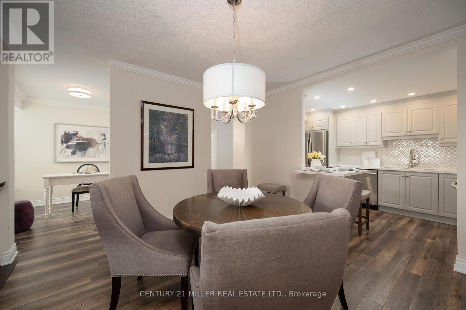 804 - 1359 White Oaks Boulevard, Oakville, Ontario  L6H 2R8 - Photo 9 - W12385059