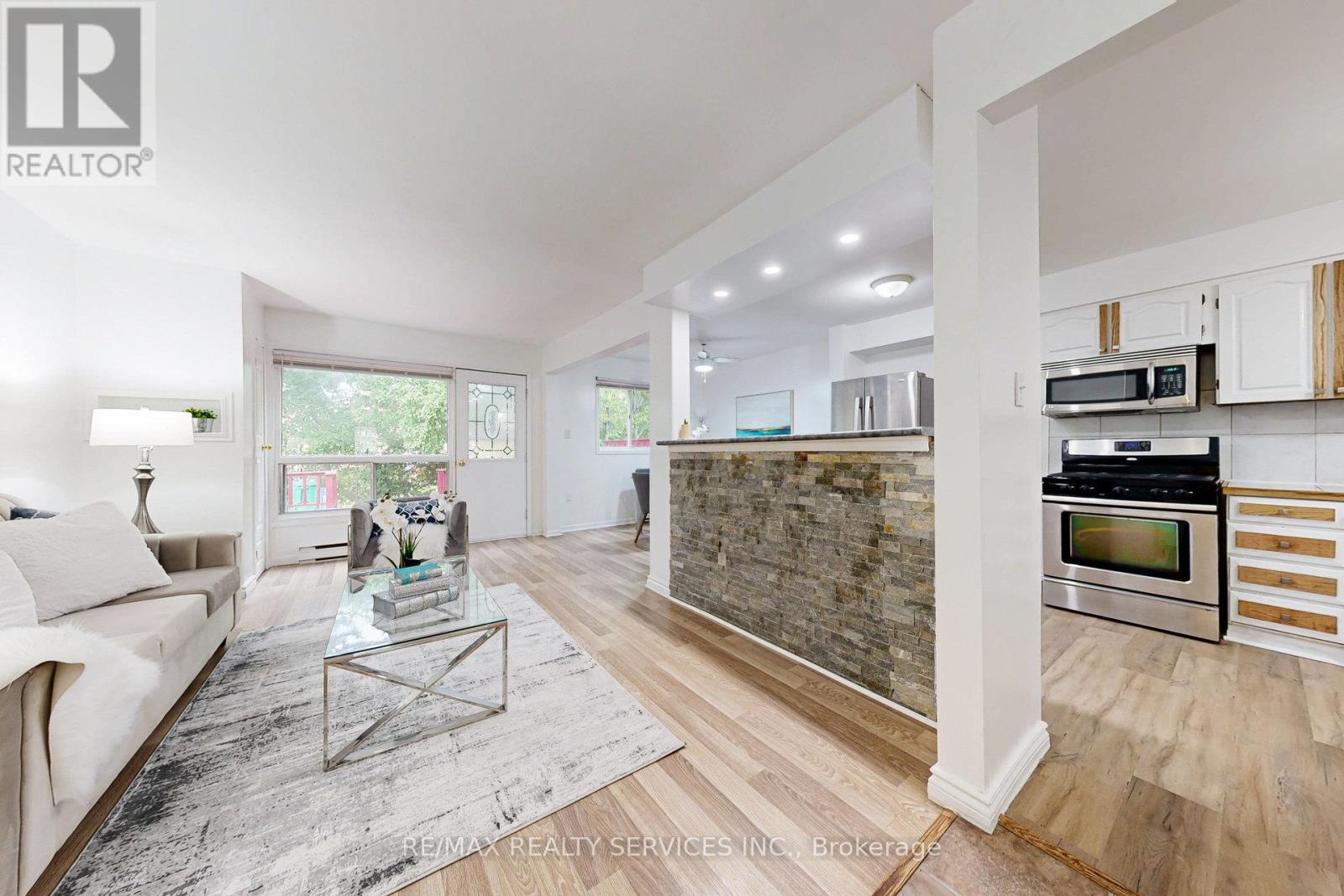 34 - 2340 Bromsgrove Road, Mississauga, Ontario  L5J 4A2 - Photo 7 - W12385100