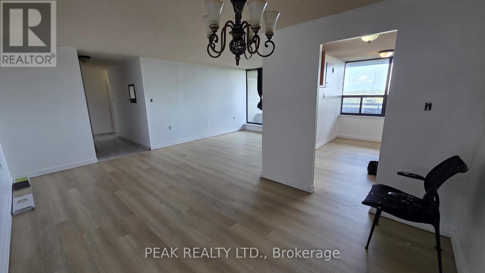 705 - 18 KNIGHTSBRIDGE ROAD, Brampton, Ontario