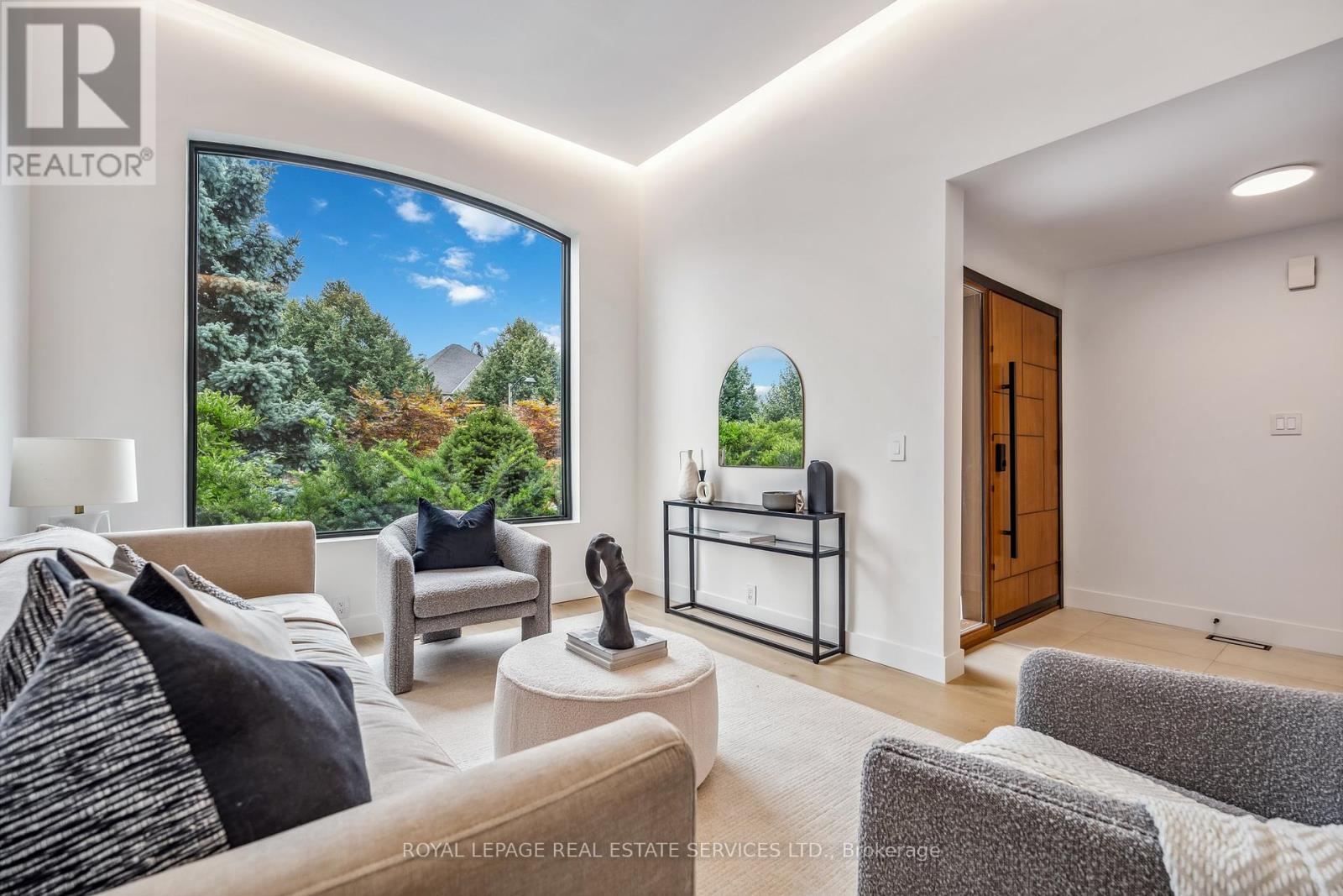 Property at 1657 GLENVISTA DRIVE image 2