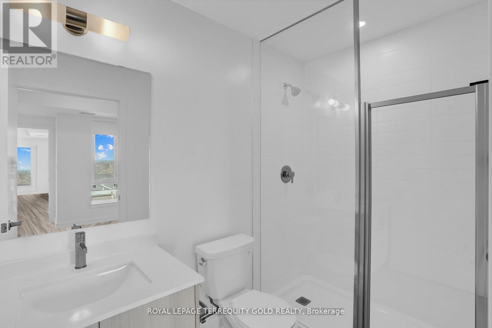 518 - 1440 Clarriage Court, Milton (Fo Ford), Ontario  L9E 1B3 - Photo 12 - W12385201