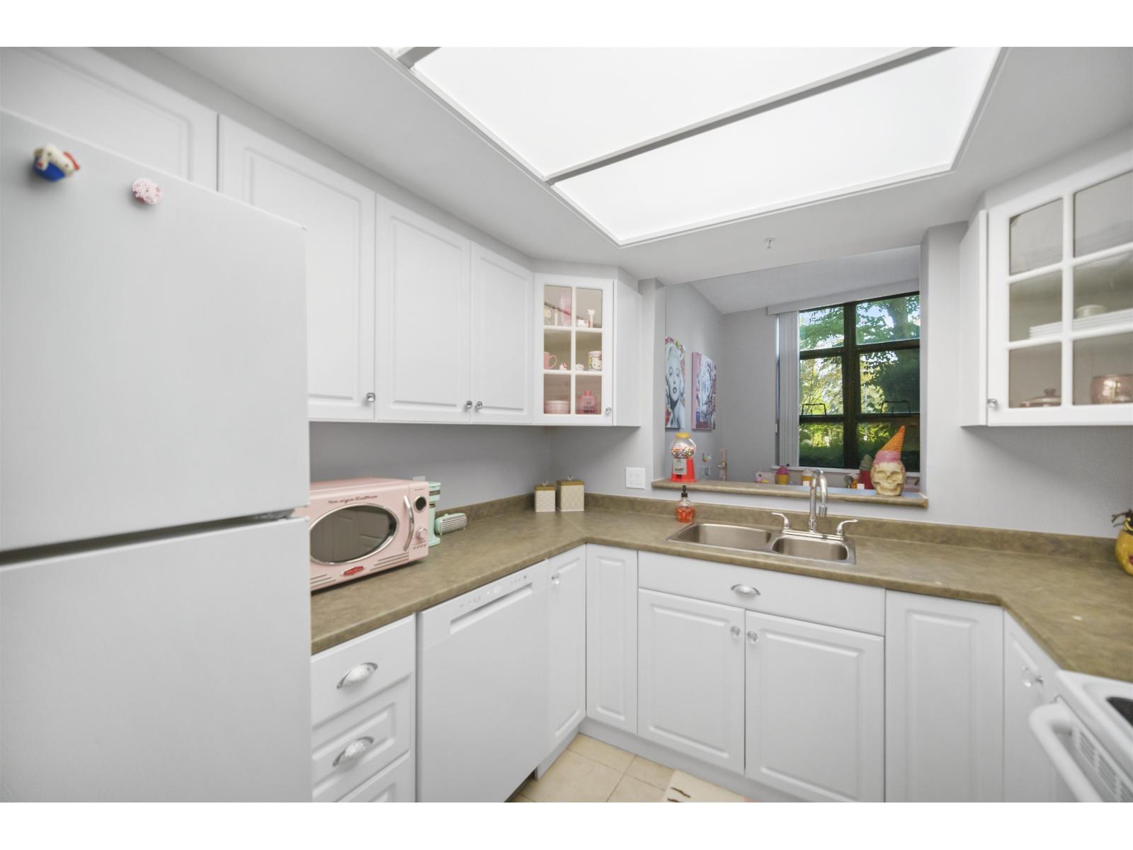101 10899 University Drive, Surrey, British Columbia  V3T 5V2 - Photo 7 - R3044138