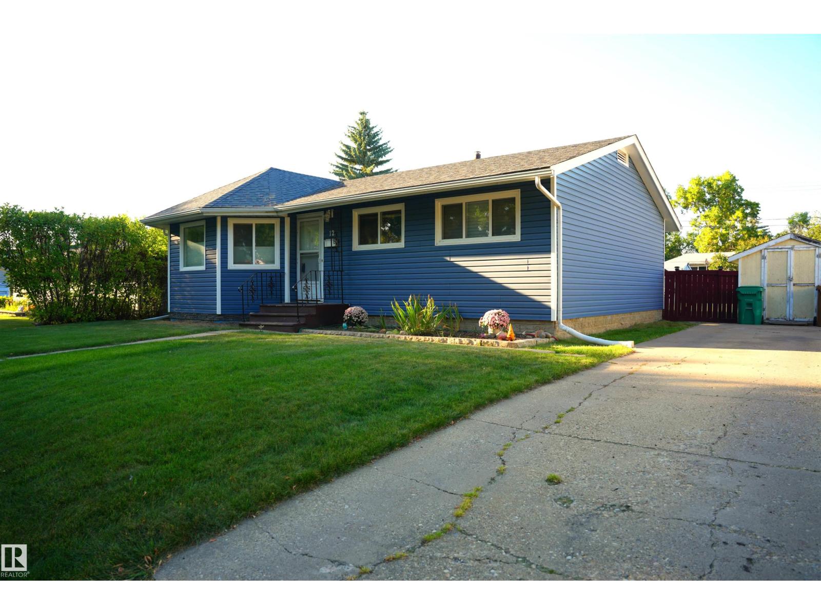 12 Granite Av, St. Albert, Alberta  T8N 0V4 - Photo 2 - E4456421