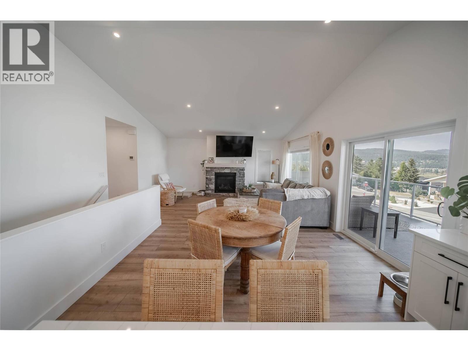 107 18th Street S, Cranbrook, British Columbia  V1C 0E1 - Photo 5 - 10361912