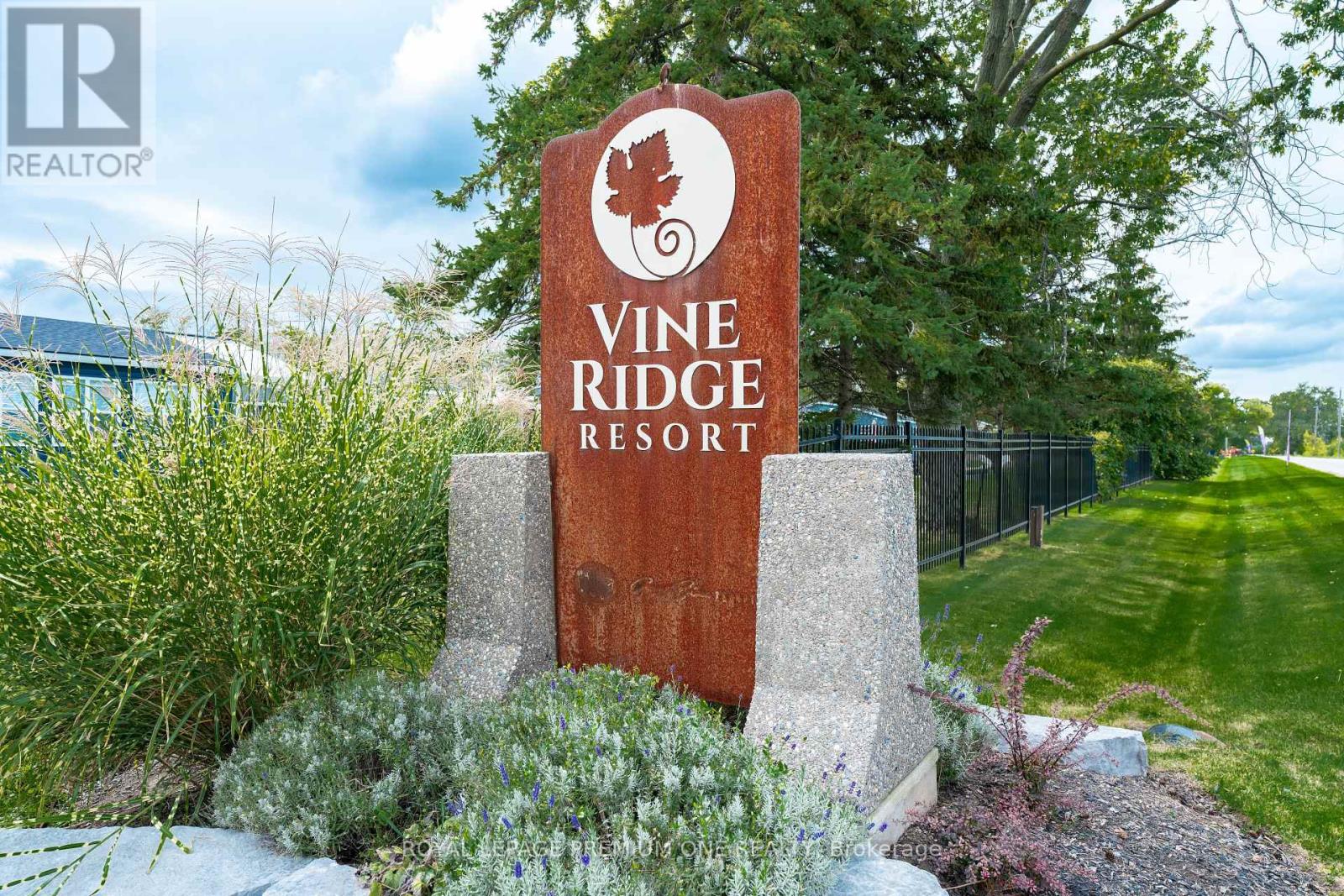254 - 1501 Line 8 Road, Niagara-On-The-Lake, Ontario  L0S 1J0 - Photo 34 - X12385041