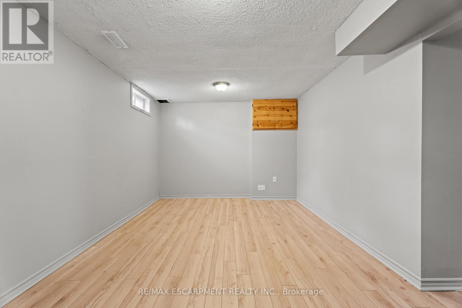 33 - 1301 Upper Gage Avenue, Hamilton, Ontario  L8W 1E5 - Photo 18 - X12385160