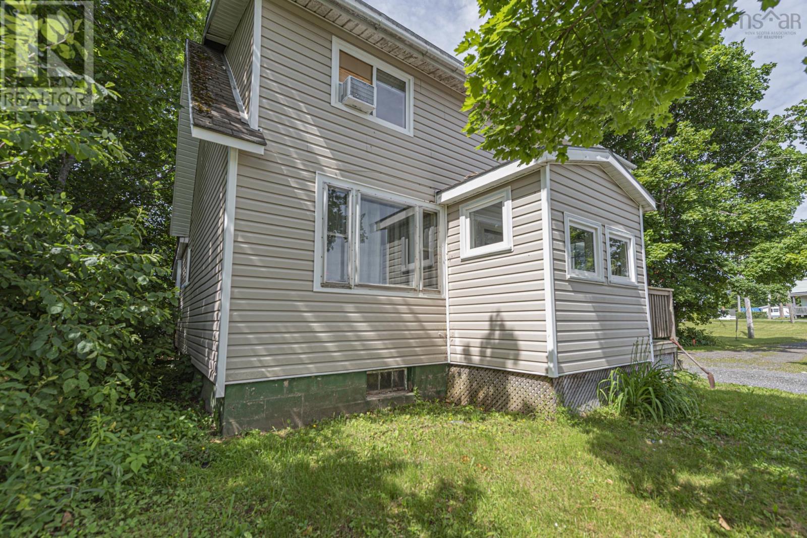 1951 Church Street, Westville, Nova Scotia  B0K 2A0 - Photo 3 - 202516022