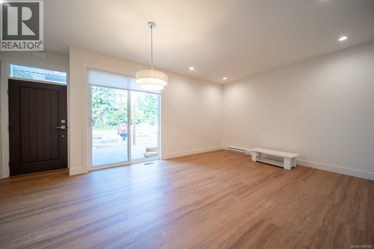 B/d 247 Finholm St, Parksville, British Columbia  V9P 1H3 - Photo 5 - 1009160