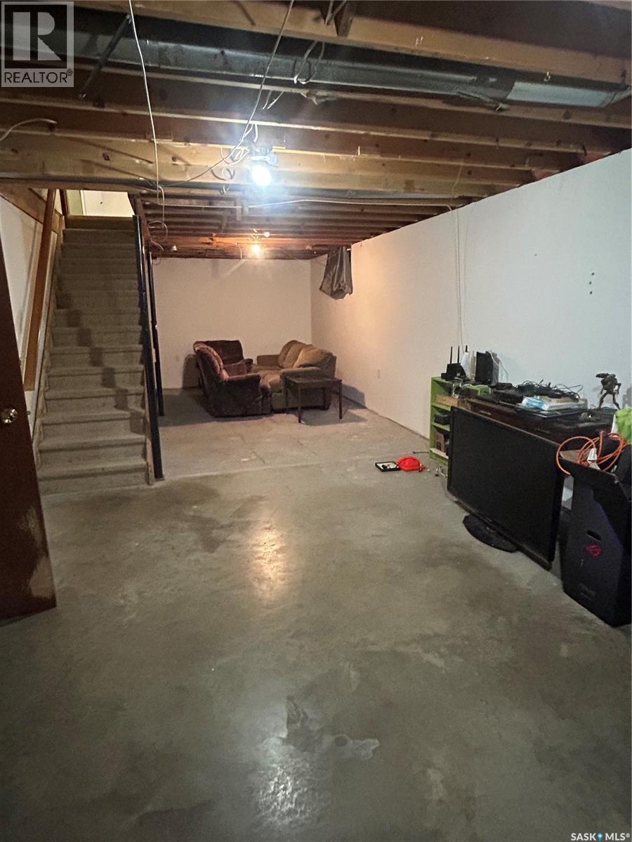 325 White Street, Bienfait, Saskatchewan  S0C 0M0 - Photo 25 - SK017583