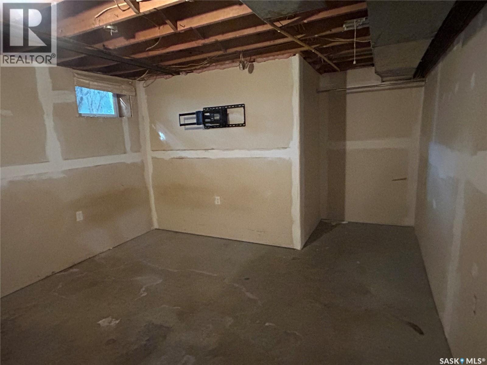 325 White Street, Bienfait, Saskatchewan  S0C 0M0 - Photo 26 - SK017583