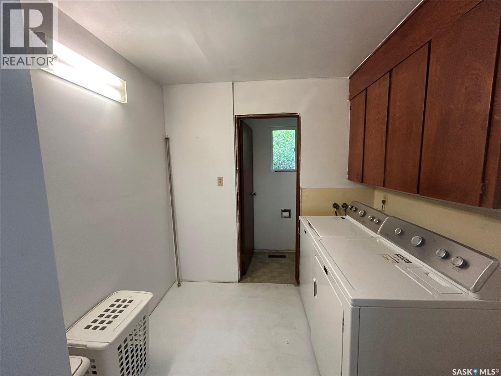 325 White Street, Bienfait, Saskatchewan  S0C 0M0 - Photo 8 - SK017583