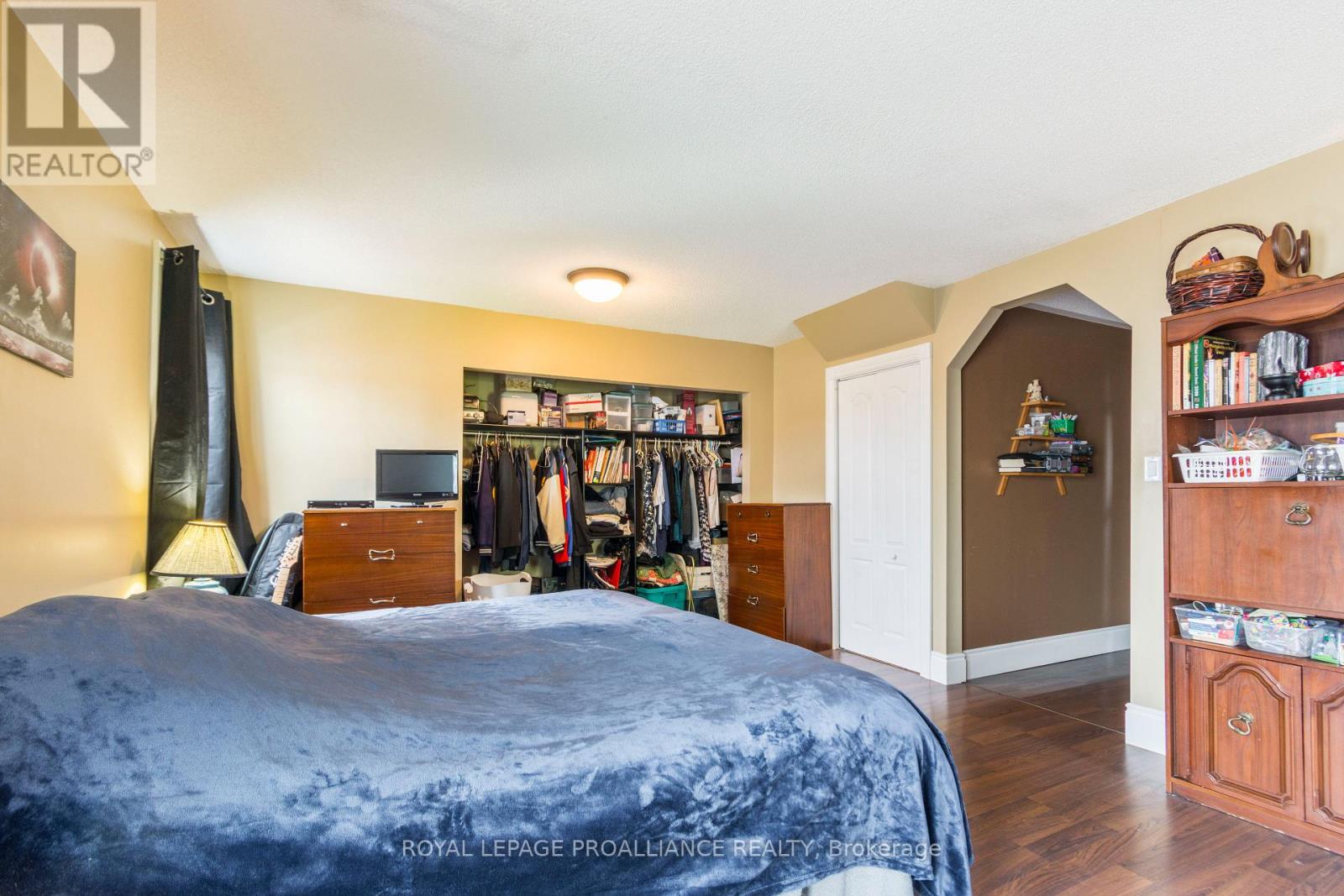 16 Dead Creek Road, Quinte West, Ontario  K0K 1L0 - Photo 13 - X12385281