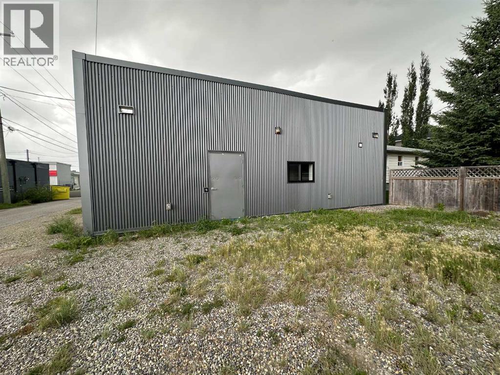 2014 18 Avenue, Didsbury, Alberta  T0M 0W0 - Photo 14 - A2254298