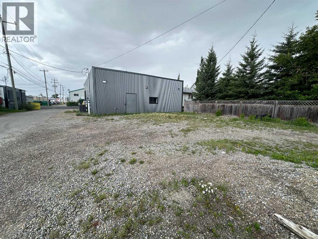 2014 18 Avenue, Didsbury, Alberta  T0M 0W0 - Photo 15 - A2254298