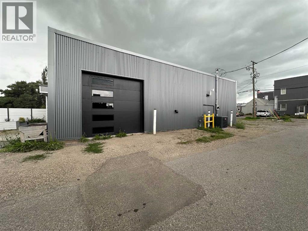 2014 18 Avenue, Didsbury, Alberta  T0M 0W0 - Photo 2 - A2254298