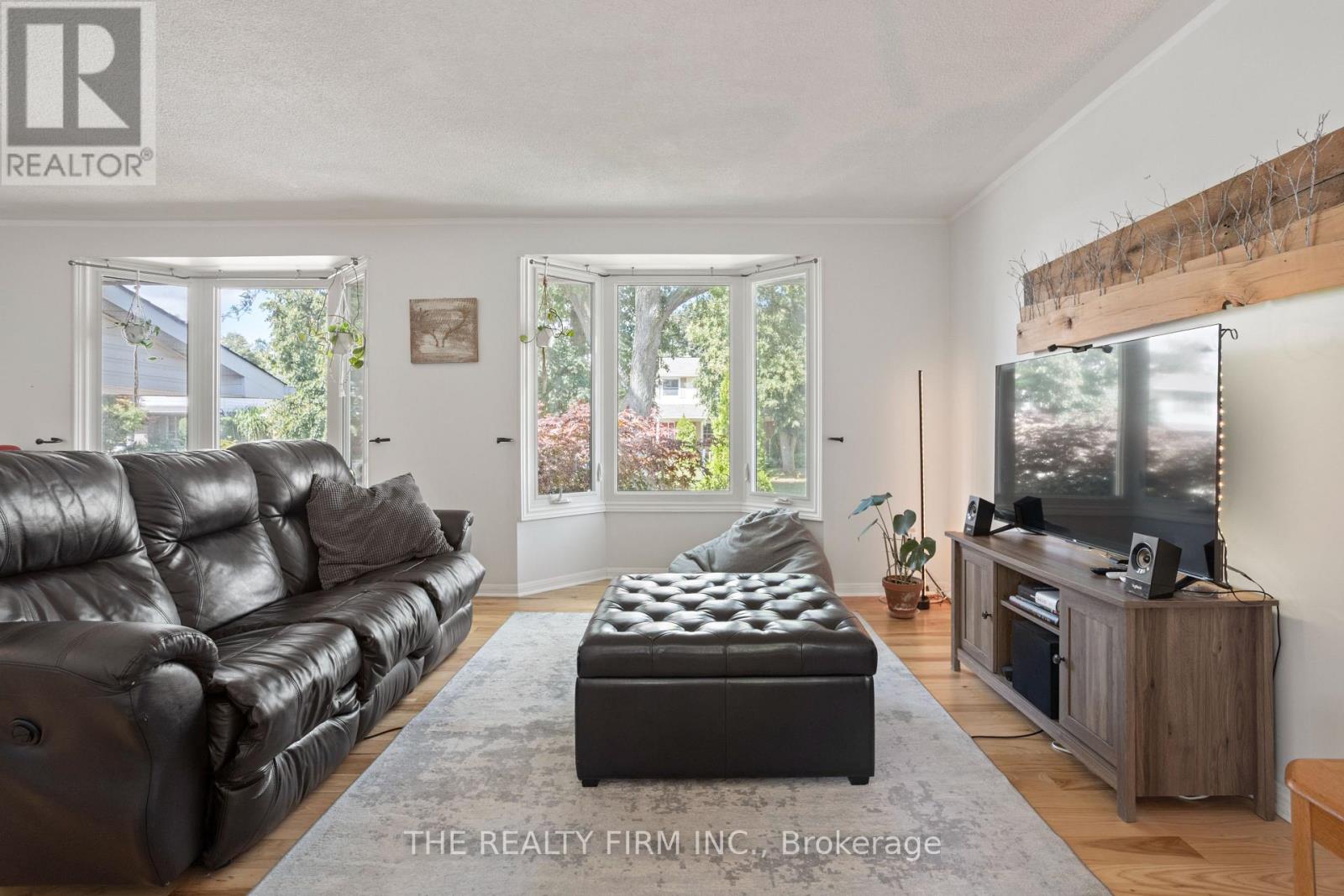 22 Milford Crescent, London North (North G), Ontario  N5X 1A8 - Photo 11 - X12385303