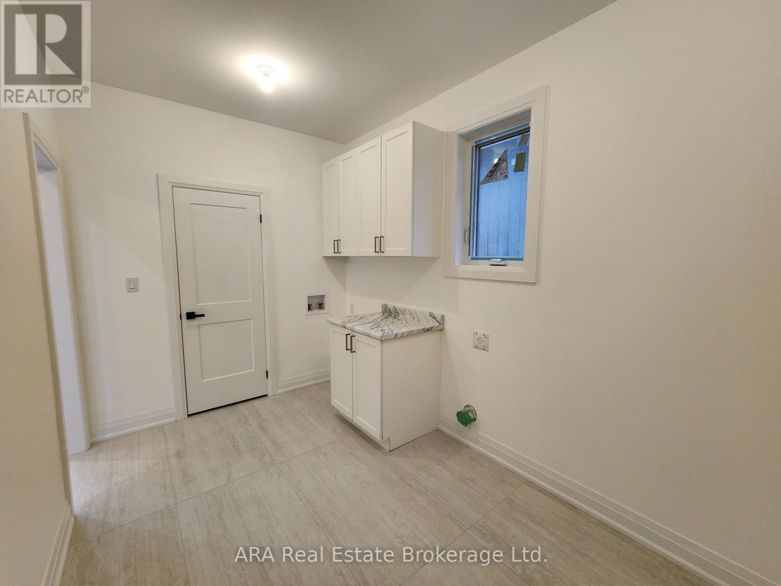 33 - 2 Hilton Lane, Meaford, Ontario  N4L 1L8 - Photo 17 - X12385341